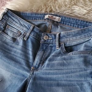 Hollister Mid-Rise Straight Leg Jeans 7S (28)